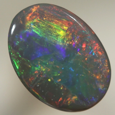 SOLID BLACK OPAL Bright rolling flashes
